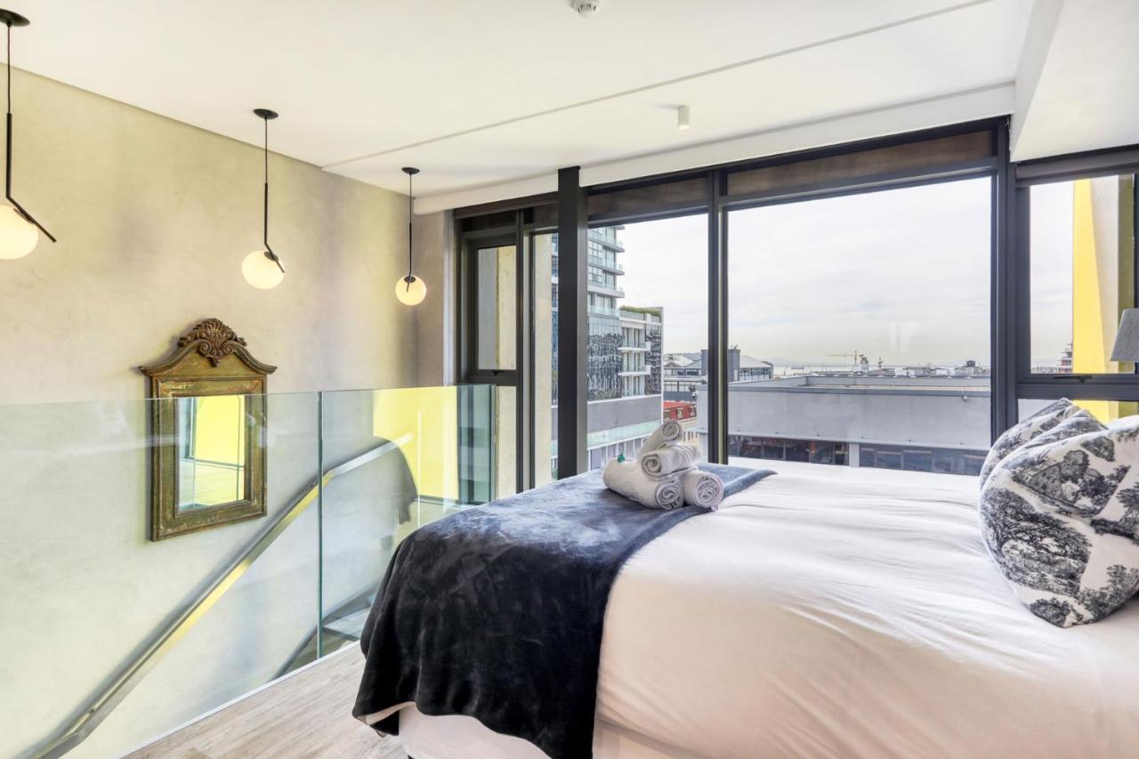 Always-power Stylish De Waterkant Loft Apartment *