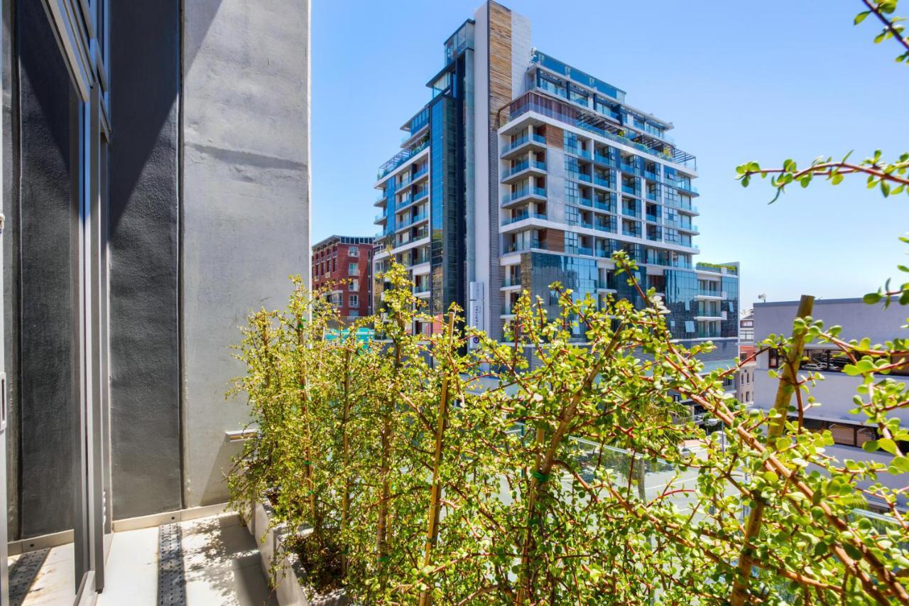 Apartment Always-power Stylish De Waterkant Loft Cape Town