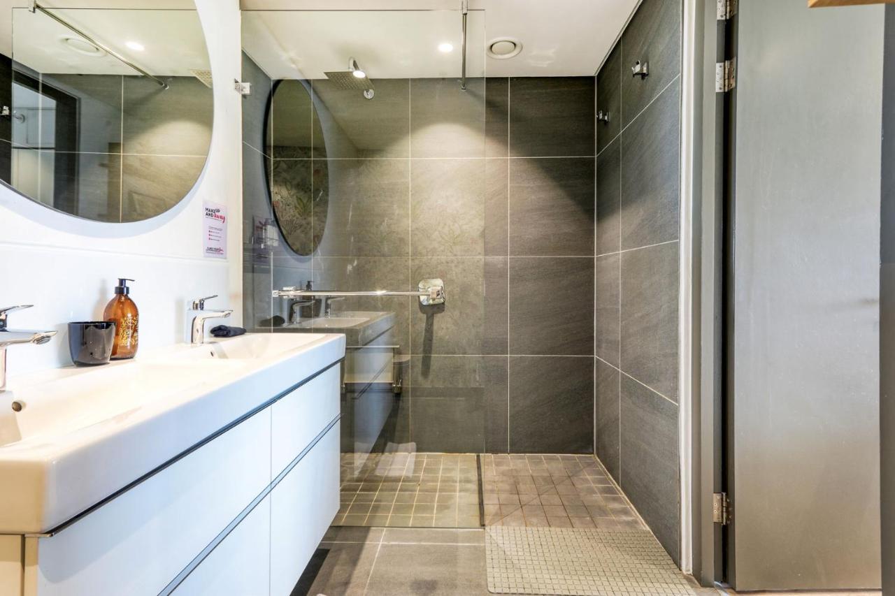 Always-power Stylish De Waterkant Loft Apartment