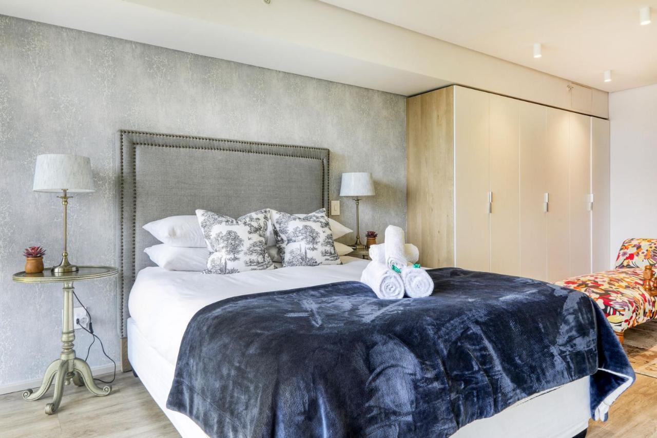Always-power Stylish De Waterkant Loft * Cape Town